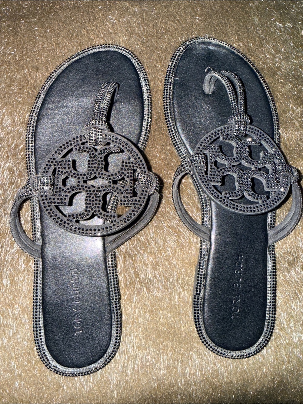 Tory Burch Black Logo Medallion Toe-Post Sandals - Picture 6 of 10